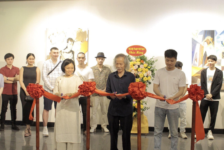 'Vòng lặp' - Triển lãm khắc họa trải nghiệm của những bạn trẻ tài năng - 1