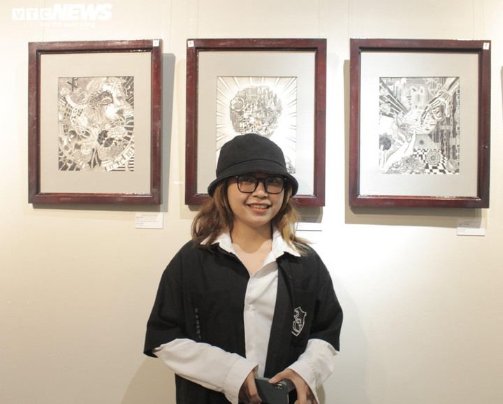 'Vòng lặp' - Triển lãm khắc họa trải nghiệm của những bạn trẻ tài năng - 15