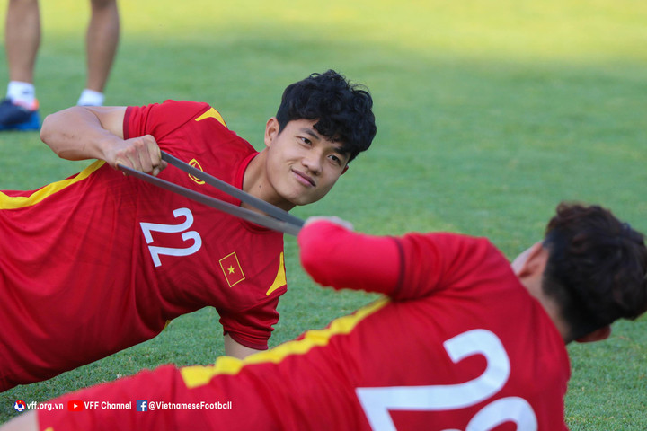 Trung vệ U23 Việt Nam: Chiến thuật của HLV Gong Oh-Kyun có nhiều điểm thú vị - 1