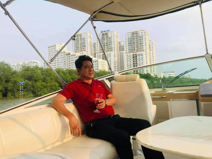 'Nam thần màn ảnh' Huỳnh Anh Tuấn sống thế nào ở tuổi 53? - 7