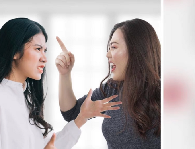 Chê phụ huynh 'nhà quê', giáo viên bị đuổi việc - 1