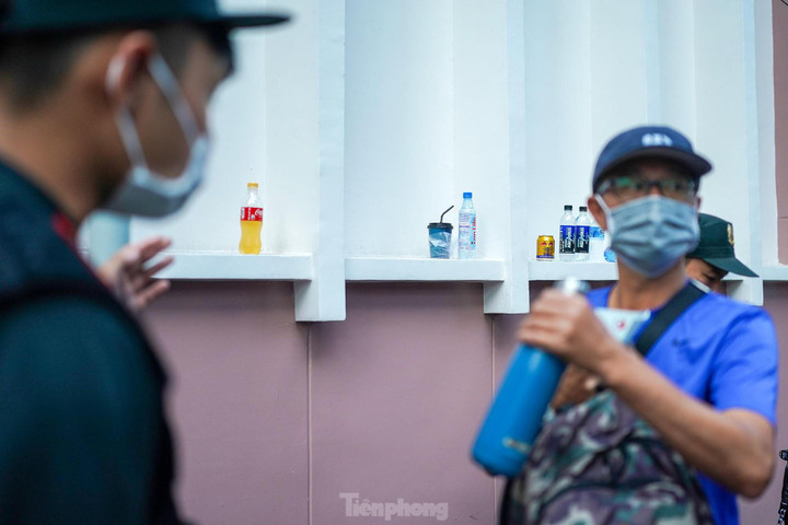 Nhiều CĐV 'méo mặt' vì mua vé giả trước giờ đội tuyển Việt Nam gặp Afghanistan - 9