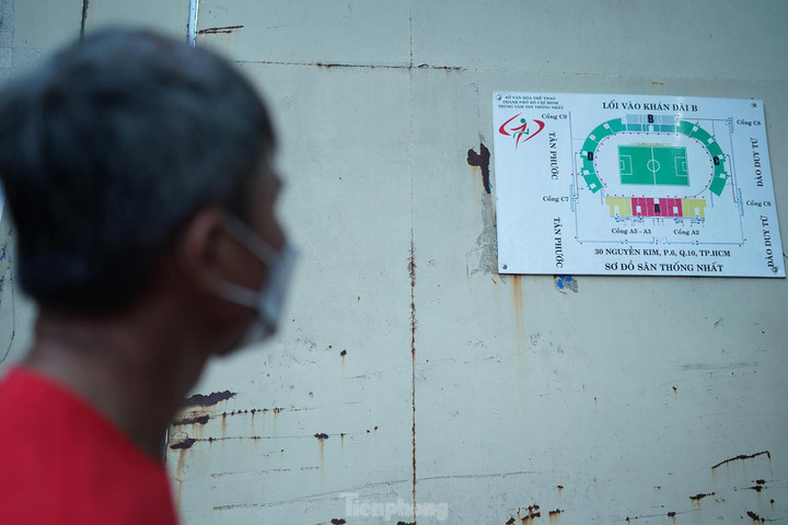 Nhiều CĐV 'méo mặt' vì mua vé giả trước giờ đội tuyển Việt Nam gặp Afghanistan - 4