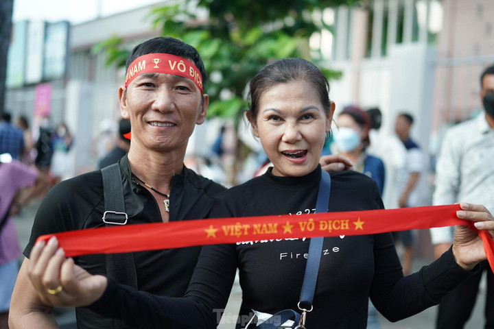 Nhiều CĐV 'méo mặt' vì mua vé giả trước giờ đội tuyển Việt Nam gặp Afghanistan - 5