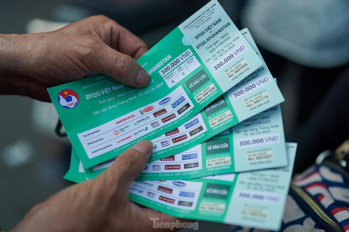 Nhiều CĐV 'méo mặt' vì mua vé giả trước giờ đội tuyển Việt Nam gặp Afghanistan - 8