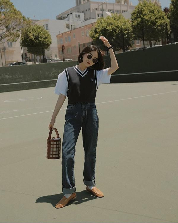 Cách phối đồ với áo phông đẹp, 'hack tuổi' hiệu quả