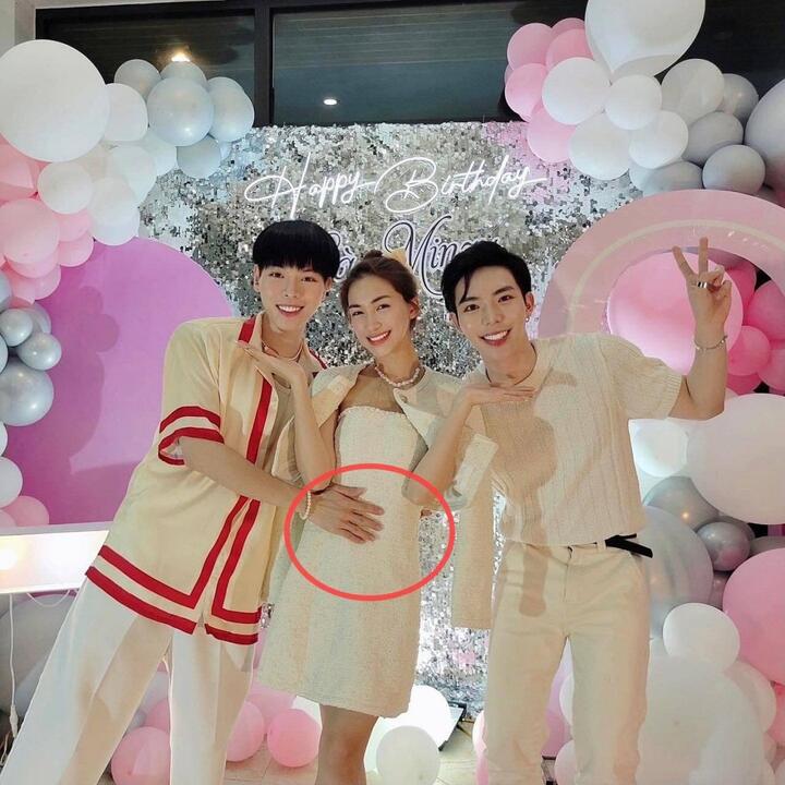 Sao Việt 3/6: Hoà Minzy khoe ảnh gợi cảm, ngầm phản hồi tin đồn mang bầu - 2