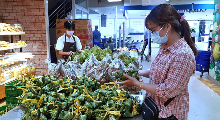 Co.opmart và Co.opXtra giảm giá mạnh trái cây và thực phẩm dịp Tết Đoan Ngọ - 2