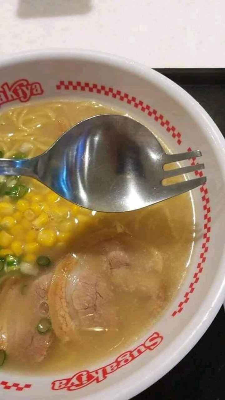 Loạt ảnh chứng minh con người chính là sinh vật hài hước 'ở mọi vũ trụ' - 10