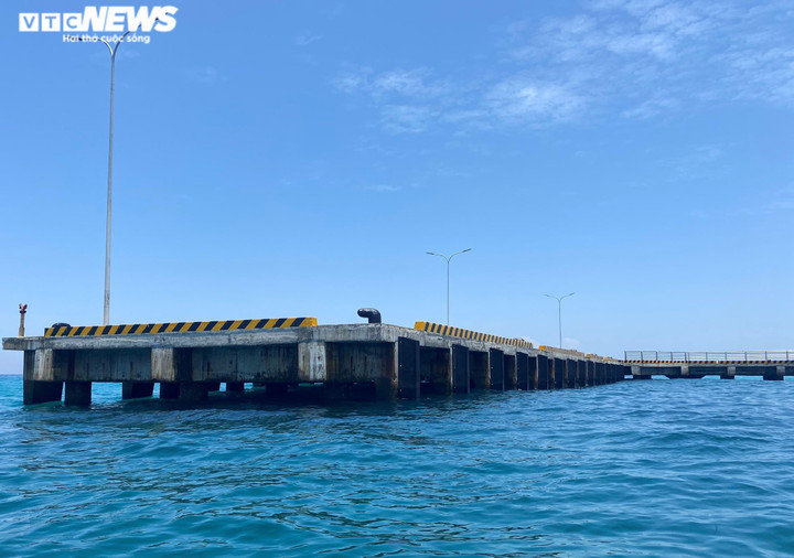 Cận cảnh cảng biển 250 tỷ đồng ở đảo Lý Sơn chưa vận hành đã có dấu hiệu hư hỏng - 10