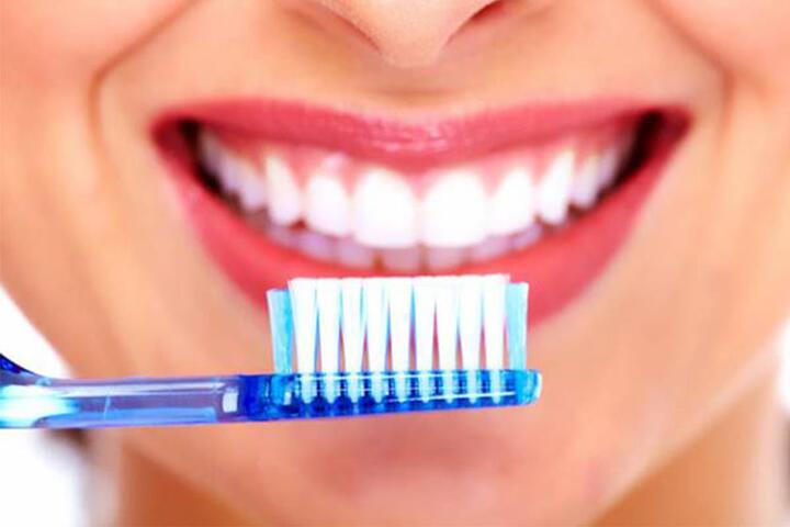 Đánh răng trước hay sau ăn sáng: Thế nào mới đúng? - 1