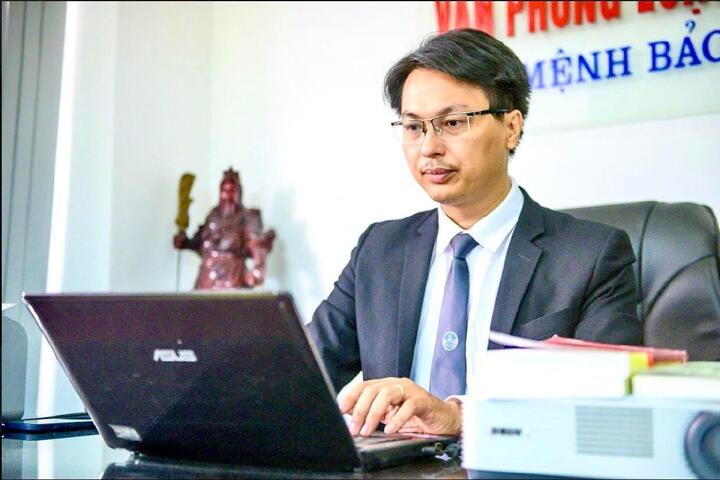 Khó chứng minh nhìn gợi tình là quấy rối tình dục - 1