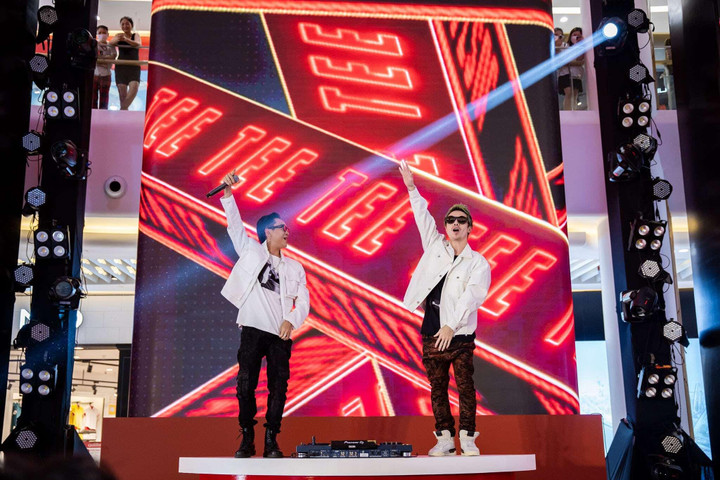 'Hot trend' của giới trẻ Hà Nội: Chơi kiểu mới, sống có gu - 7