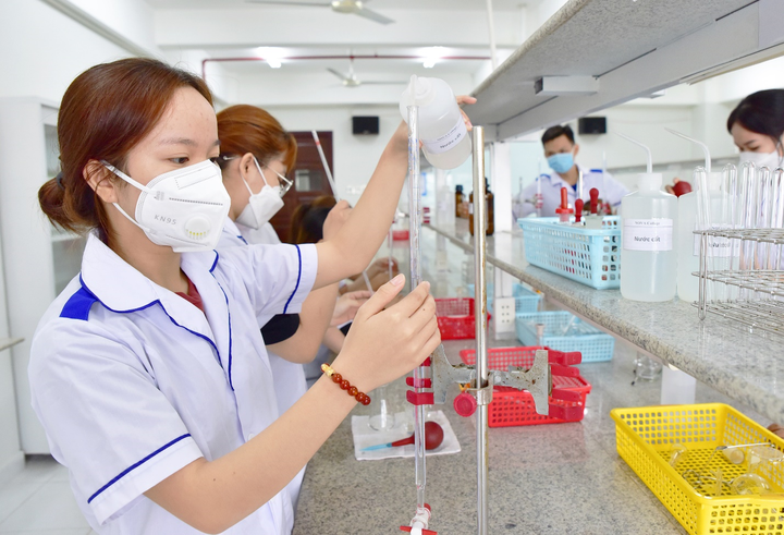 Đào tạo nhân lực ngành điều dưỡng: Cốt lõi là giỏi thực hành - 3