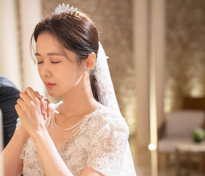 Jang Nara thông báo lấy chồng, fan thổn thức với loạt ảnh váy cưới đẹp tinh khôi - 8