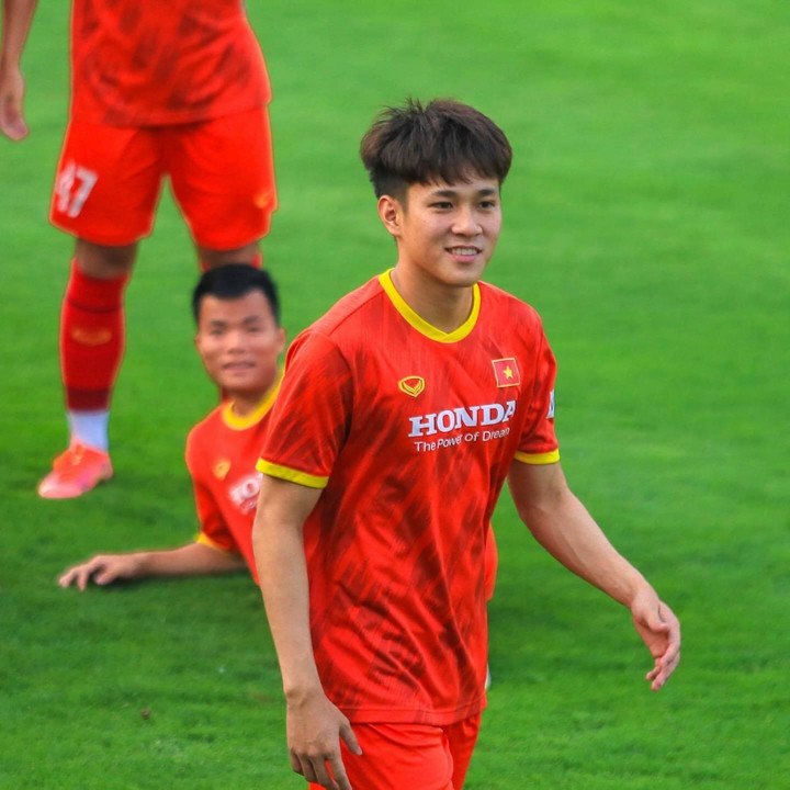 Dàn nhân tố mới vừa có tài vừa có sắc không kém hot boy của U23 Việt Nam - 12