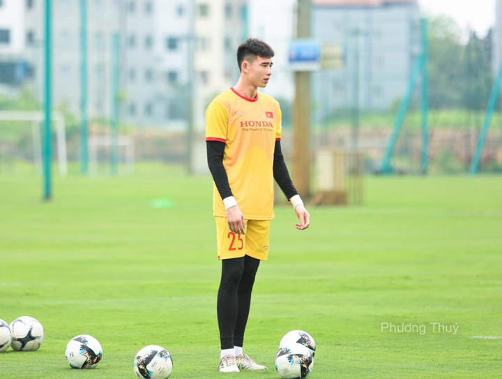 Dàn nhân tố mới vừa có tài vừa có sắc không kém hot boy của U23 Việt Nam - 2