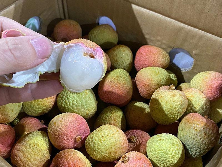 Vải thiều siêu đắt 200.000 đồng/kg: Hàng xuất Nhật, khách nội hiếm được ăn - 4