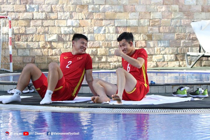 Ngắm dàn 'nam thần' U23 Việt Nam khoe thân hình 6 múi - 8