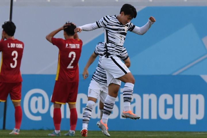 Tiền đạo U23 Hàn Quốc tiếc nuối vì không thể đánh bại U23 Việt Nam - 1