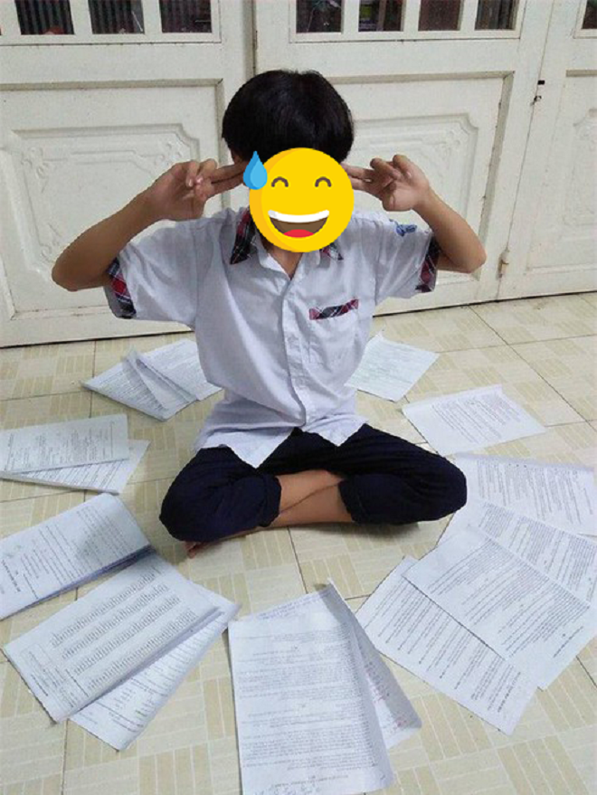 Cạn lời trước '1001 chiêu trò' bá đạo của học sinh để vượt vũ môn mùa thi cử - 2