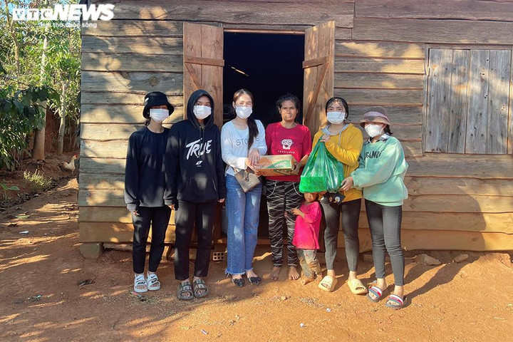 10x sở hữu GPA xuất sắc, sáng lập dự án giúp đỡ đồng bào dân tộc thiểu số - 3