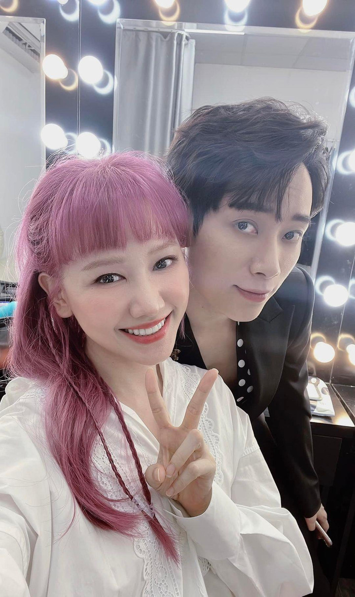 Sao Việt 9/6: Như Quỳnh kể kỷ niệm khi gặp lại thần tượng - NS Tú Trinh - 6