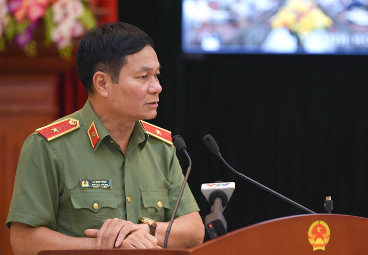 Lo ngại gian lận thi tốt nghiệp THPT từ việc đeo khẩu trang - 2