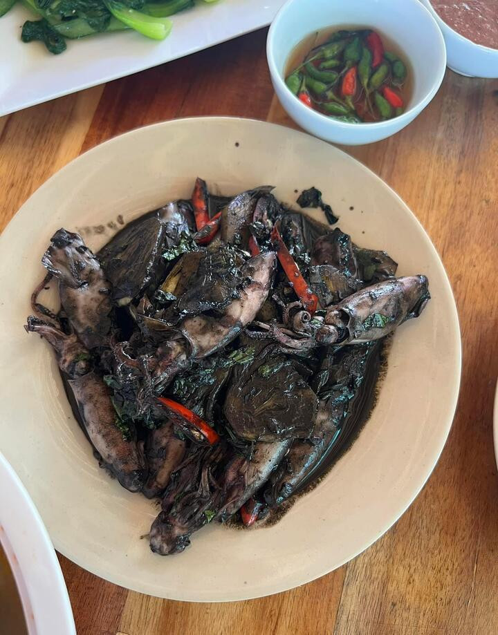 Những pha trổ tài bếp núc đầy 'bất ổn' khiến dân tình hoang mang tột độ - 7