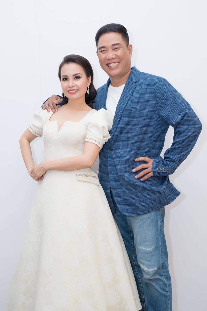 Ca sĩ Cẩm Ly bật khóc, tiết lộ khó hoà hợp với hai con gái - 2