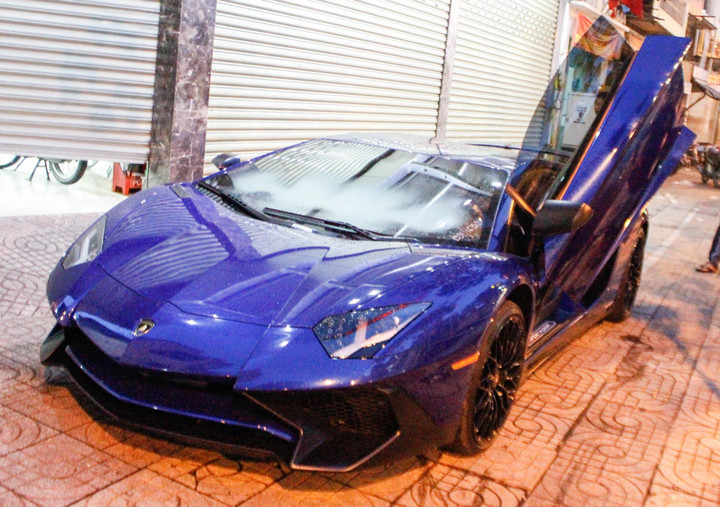 Những mẫu Lamborghini mạnh nhất Việt Nam - 6