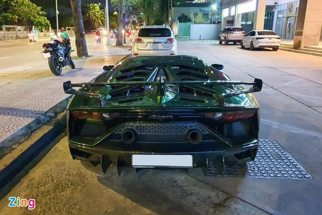 Những mẫu Lamborghini mạnh nhất Việt Nam - 4