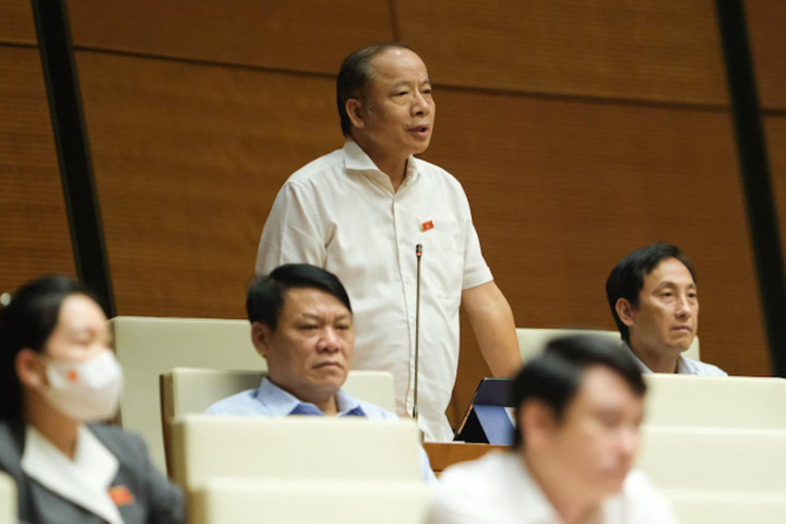 Có bao nhiêu nhà thầu đủ năng lực thực hiện dự án giao thông lớn? - 2