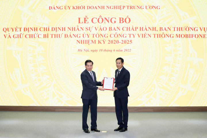 Bổ nhiệm Chủ tịch Hội đồng thành viên Tổng công ty Viễn thông MobiFone - 2