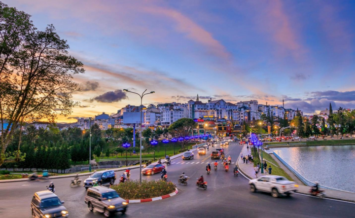 Loạt thương hiệu quốc tế đổ bộ, du lịch Đà Lạt thêm nhiều lựa chọn đẳng cấp - 2