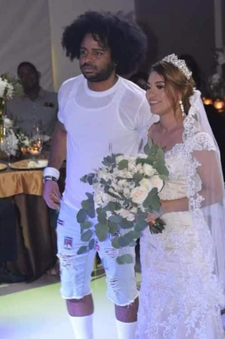 Đang tự do bỗng có thêm vợ, loạt chú rể có biểu cảm khó hiểu vừa tội vừa hài - 7