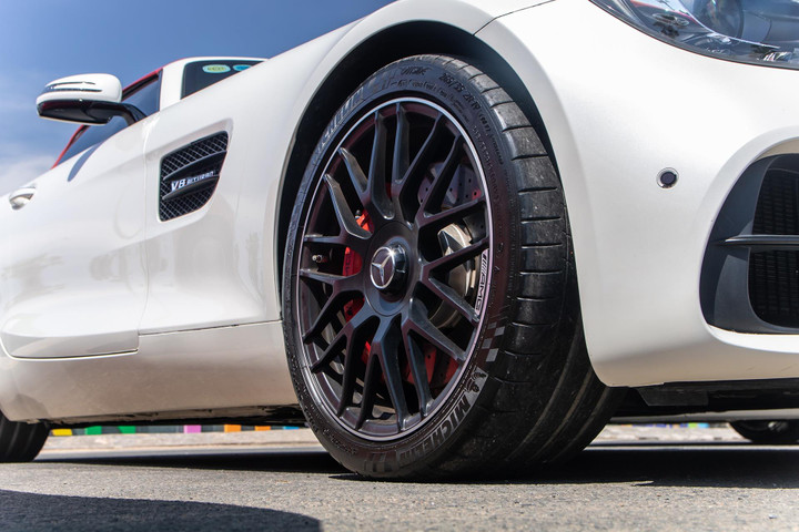 Mercedes-AMG GT Roadster tái xuất với diện mạo mới - 6