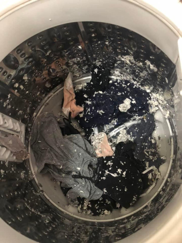 Méo mặt với những 'thảm họa' giặt đồ không tưởng, nhìn mà thót tim - 1