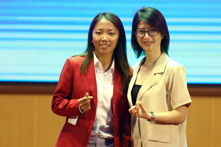 Huỳnh Như và các nữ VĐV Việt Nam mang tinh thần Hai Bà Trưng đến World Cup - 7