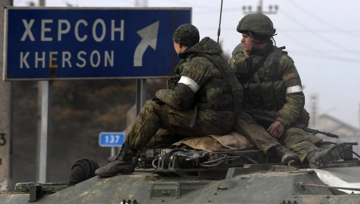 Nga bắt đầu cấp hộ chiếu cho người dân Ukraine ở Melitopol và Kherson - 1