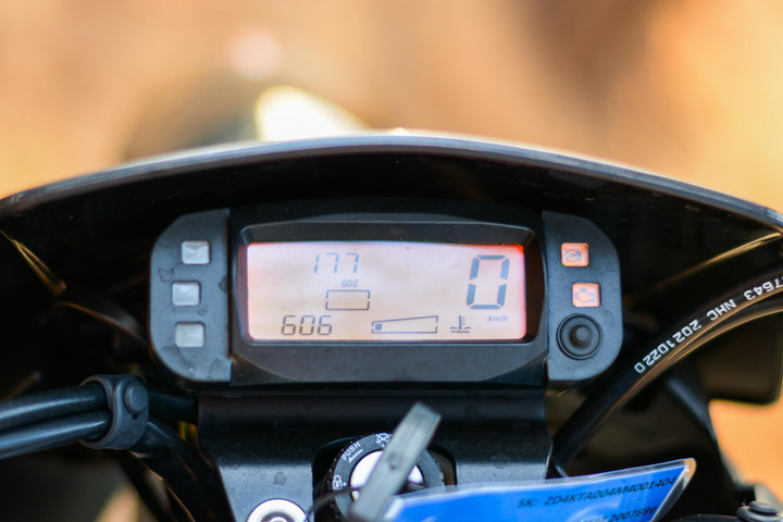 Chi tiết bộ đôi môtô địa hình Aprilia RX, SX 125 tại Việt Nam - 6