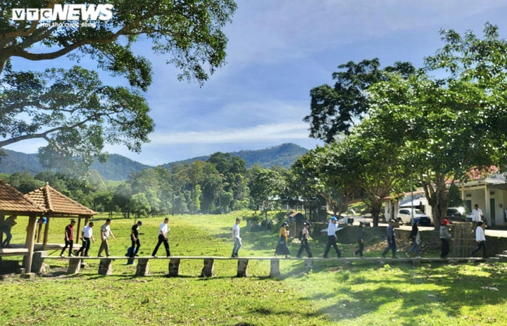 Đoàn công tác TP.HCM khảo sát tiềm năng du lịch ở Vườn Quốc gia Kon Ka Kinh - 9