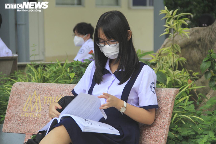 TP.HCM: Hơn 90.000 thí sinh bước vào kỳ thi tuyển sinh lớp 10 công lập - 5