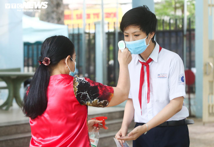 TP.HCM: Hơn 90.000 thí sinh bước vào kỳ thi tuyển sinh lớp 10 công lập - 4