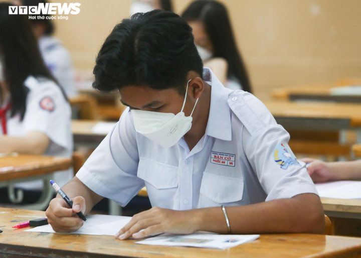 TP.HCM: Hơn 90.000 thí sinh bước vào kỳ thi tuyển sinh lớp 10 công lập - 18