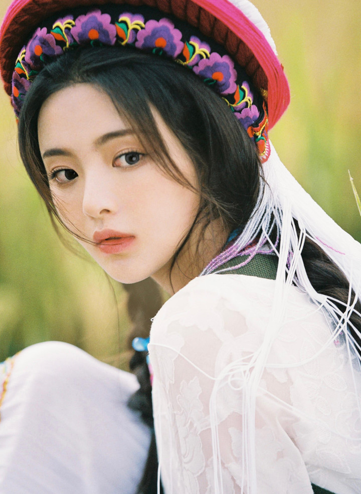 Luận anh hùng ai xứng anh hùng Lưu Vũ Ninh ảnh 4 Những diễn viên Trung Quốc dù bất tài vẫn đắt show - 4