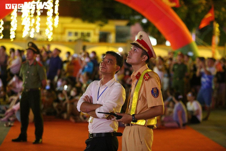 Ảnh: Thủ tướng dự lễ kỷ niệm 65 năm ngày Bác Hồ về thăm Hà Tĩnh - 7