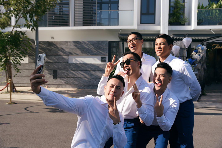 Ảnh: Minh Hằng xinh đẹp, cười như tỏa nắng trong ngày rước dâu - 13