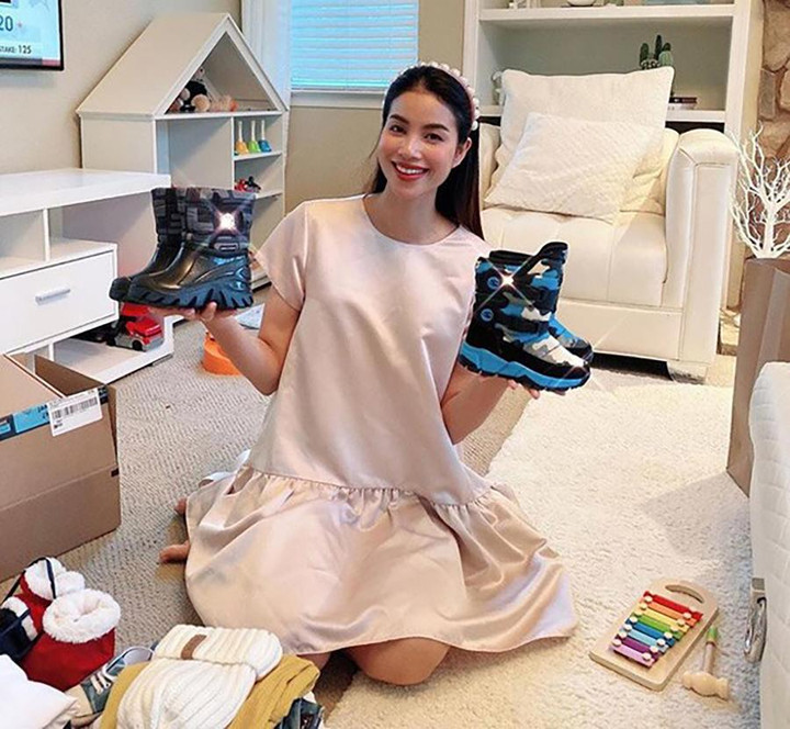 Muôn kiểu giấu bụng bầu tài tình của sao Việt - 3