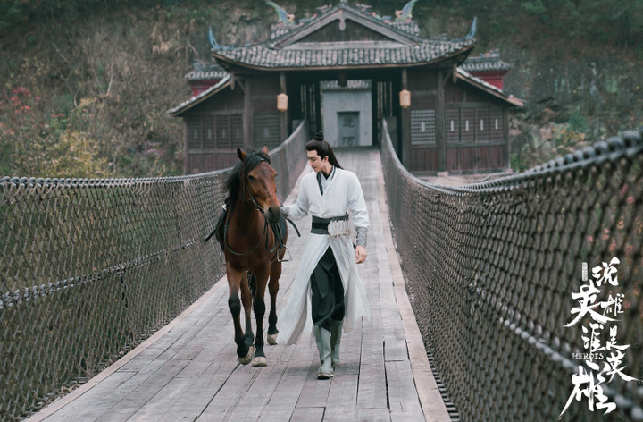 Luận anh hùng ai xứng anh hùng ảnh 3 'Thần tiên tỷ tỷ thế hệ mới' Dương Siêu Việt khiến khán giả bỏ xem phim - 3